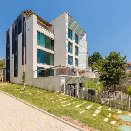 Design Lux Harmony In Bamboo Garden,no Shoes Allowed Inside Varna