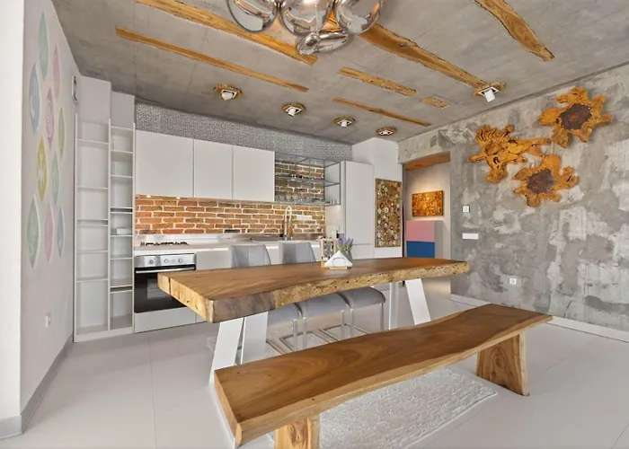 Design Lux Harmony In Bamboo Garden,no Shoes Allowed Inside Apartment